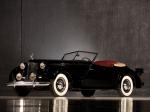 Packard Eight Convertible Victoria by Darrin 1938 года